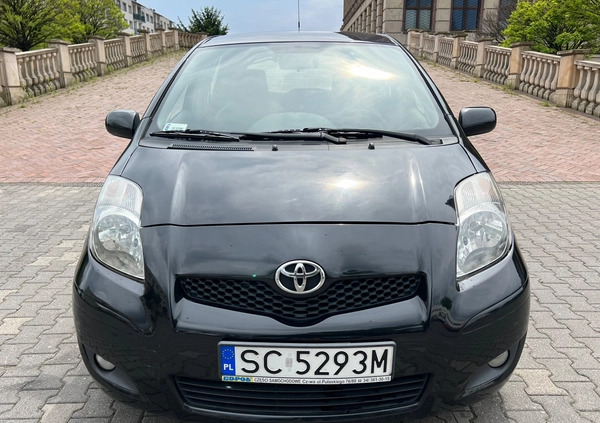 Toyota Yaris cena 15500 przebieg: 126000, rok produkcji 2009 z Pobiedziska małe 497